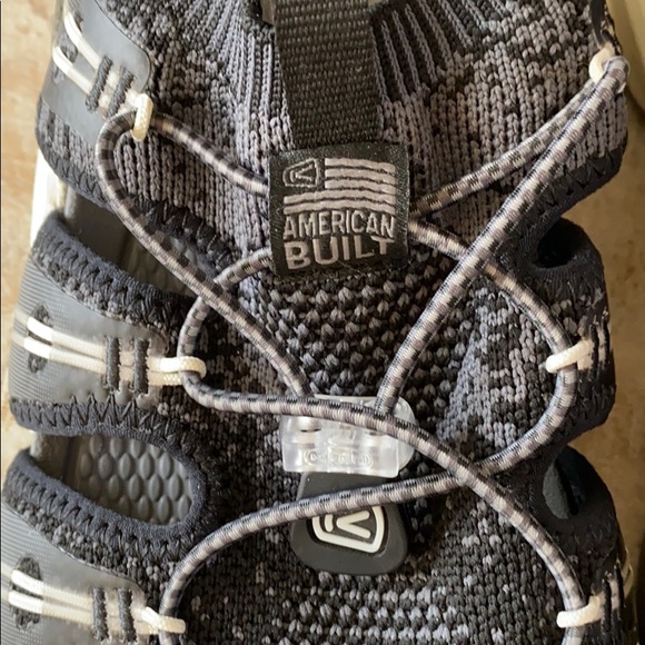 ?MENS! KEEN Evofit One Water Sandal {Blk/Grey} 11 main image 2